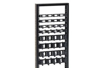CONTEG DP-VP-P5-H vázací panel, 1U, 19", jednostranný, plastová oka 40x80mm, černý