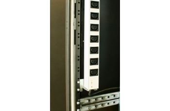 CONTEG IP-BA-C08C300016 napájecí panel, 8xC13, 250V, 16A, 19&quot;, 1U, 3m kabel se zástrčkou IEC320 C20