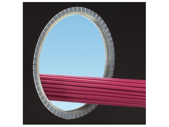 GEE99F-A-C0 Lemovka pro rovné hrany, polyetylén, v. 4,7mm š. 4,3mm, UV - stabilní, bal. 30,5m