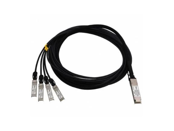 QSFP-PLUS-SFP-PLUS-DAC-1-CIS Twinaxiální DAC kabel 40Gb/s QSFP+ na  4x 10G SFP+, 5m, pasivní, Cisco kompatibilní
